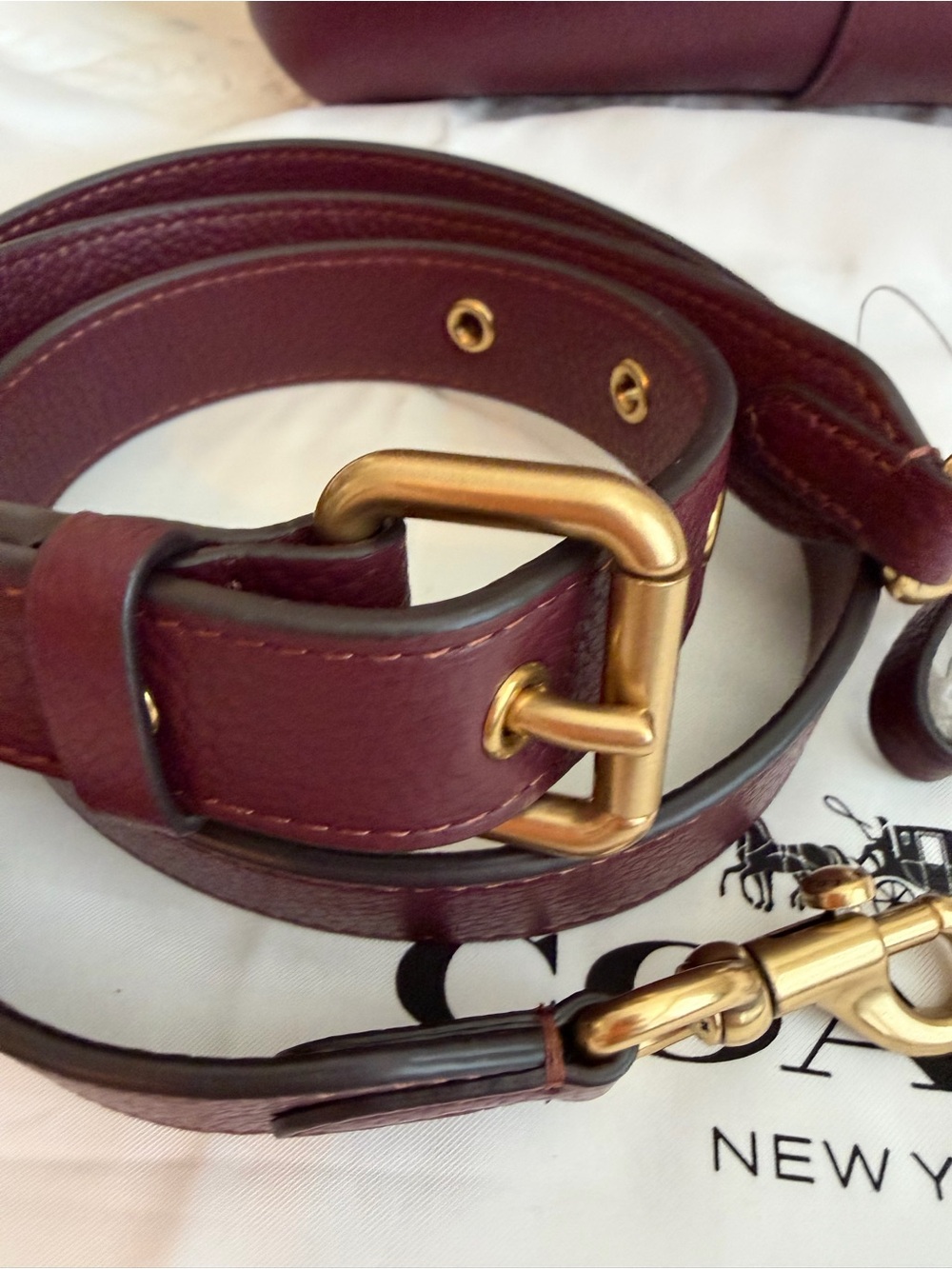 COACH Merlot Lana 23  Handbag EUC HTF - Picture 4 of 10